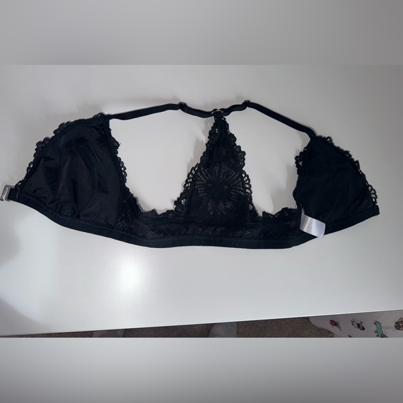 Front-close Bralette - Picture 4 of 7